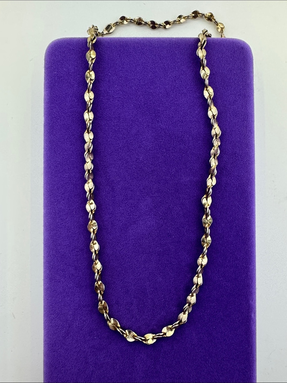 💛 Vintage Gold-tone Sturdy Chain Necklace | Elegant Twisted Link